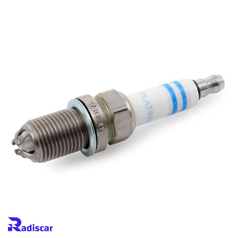 شمع موتور پایه کوتاه معمولی چهارالکترود FGR 7 DQP+(Platinum +4) برند Bosch کد 0242236562