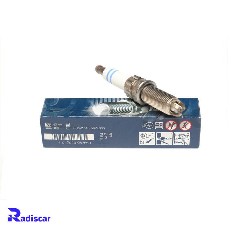 شمع موتور پایه بلند معمولی سه الکترود ZGR 6 STE 2 برند Bosch کد 0242140507