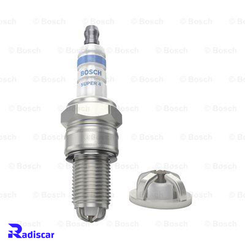 شمع موتور پایه کوتاه معمولی چهار الکترود WR 78 X برند Bosch کد 0242232505