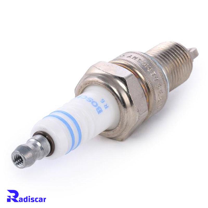 شمع موتور پایه کوتاه سوزنی ایریدیوم تک الکترود WR 6 KI 33 S برند Bosch کد 0242240652